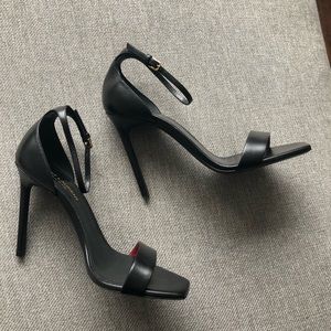 Saint Laurent Amber sandals in black